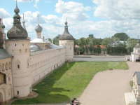 В Ростовском Кремле рухнула часть стены XVII века